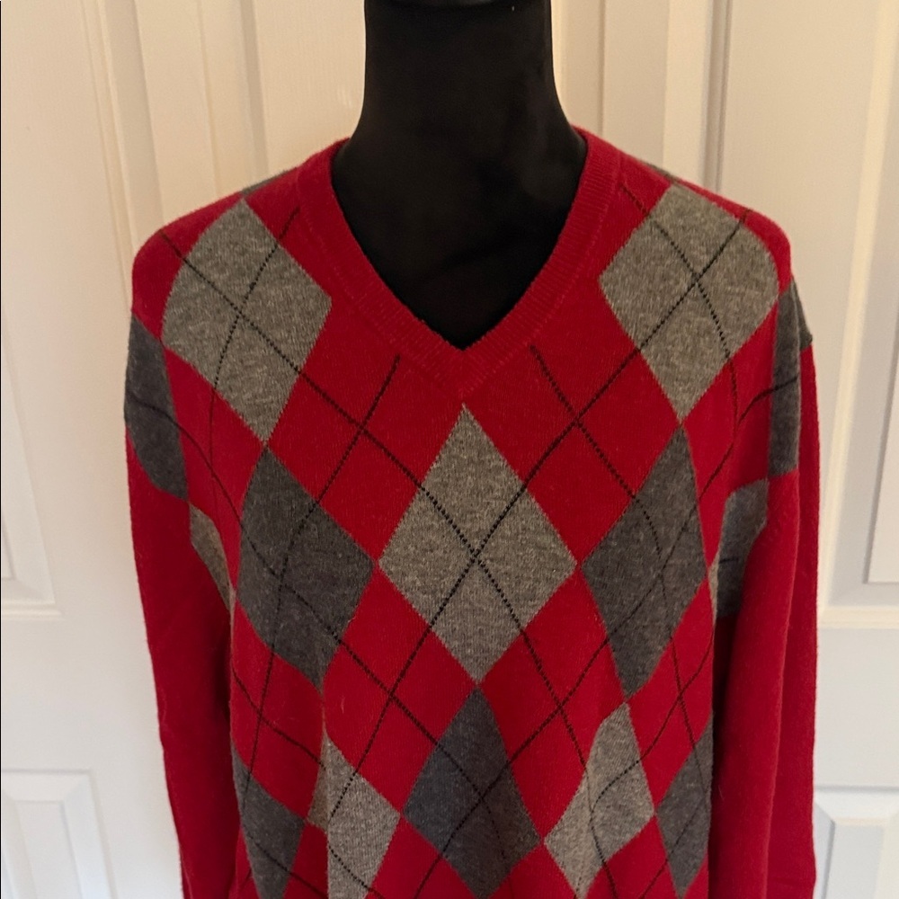 Jos. A. Bank Red Sweater - Picture 4 of 8